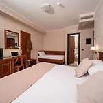 San Pio سان جيوفاني روتوندو