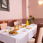 San Pio 3* سان جيوفاني روتوندو