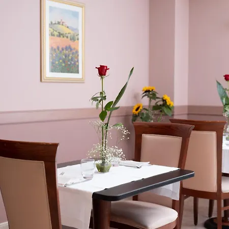 San Pio Отель 3*